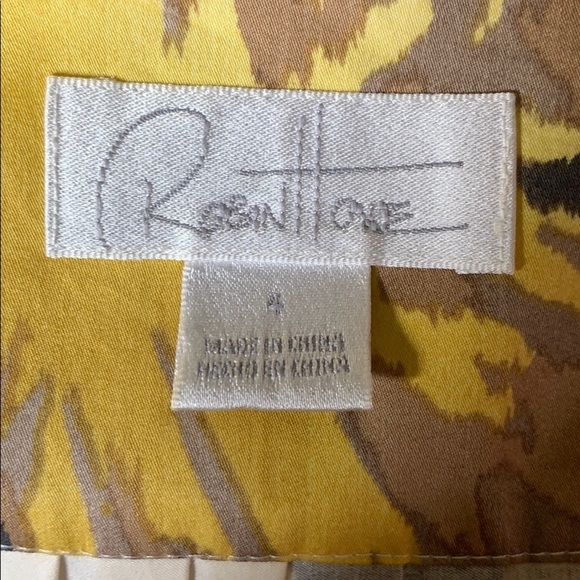 Floral skirt 🖤 - Picture 7 of 8